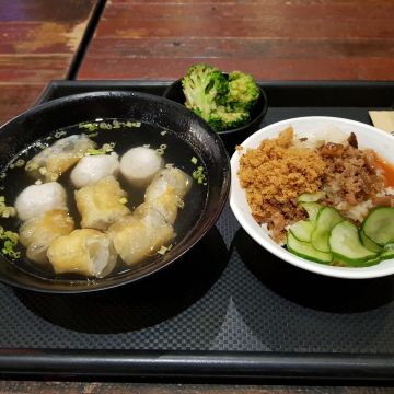 佳盈蝦仁肉圓