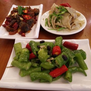 懶得煮客家麵食館（平鎮店）