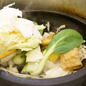 涮膳石頭鍋