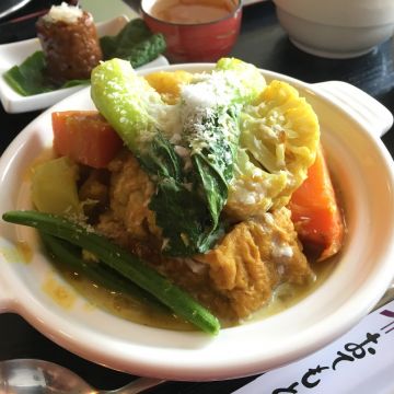 蕃茄園蔬食餐坊