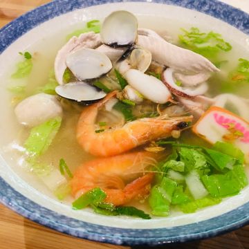 旗津美女ㄟ麵店