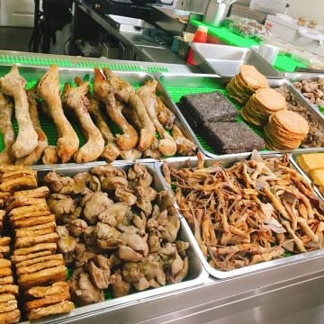 六合冰燻滷味（新興店）