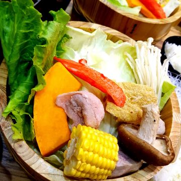 春大地火鍋城 Spring ground hot pot city