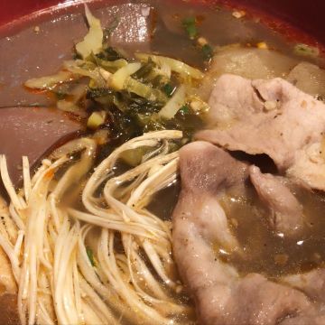 陶公鴨血豆腐煲