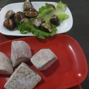 老牌專業石頭火鍋