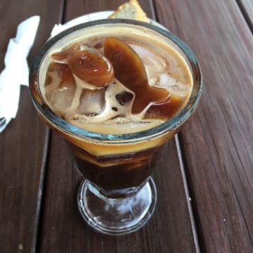 金山跳石沒有名字的咖啡店