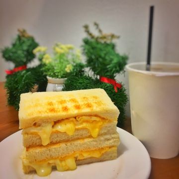 真芳-碳烤吐司/紅茶牛奶