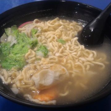 呷飽飽創意鍋燒麵-中壢店