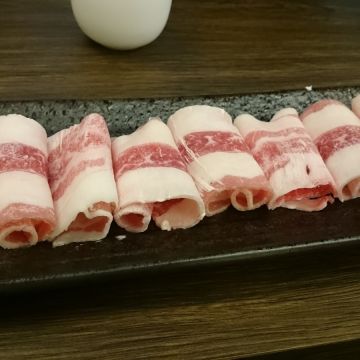 窩在角落複合餐廳