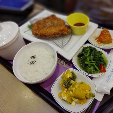 茶自點複合式餐飲 台中旗艦店