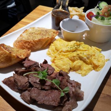 小小 LITTLE BY LITTLE