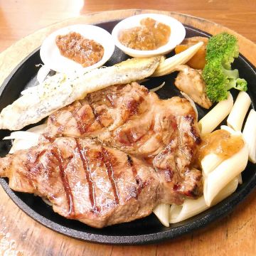 肯之牛鮮切岩烤牛排