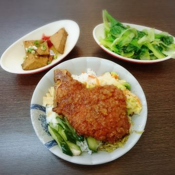 頭獎飯麵店