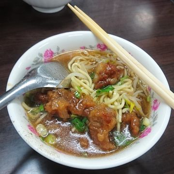 西門町楊記排骨酥麵