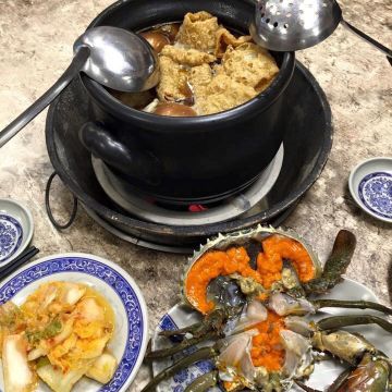 老主顧炭燒紅蟳薑母鴨總店