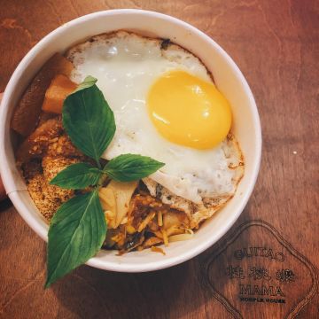 桂桃嬤 販麵洋行