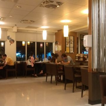 岩葉拉麵（左營店）