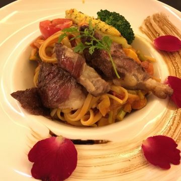 玫瑰夫人 Madam Rose