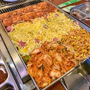 VEGE TEJI YA 菜豚屋 高雄明德店