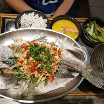 異人館咖啡部屋 EZ.KON（大里店）