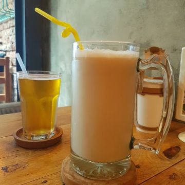 呷賀食尚餐酒館