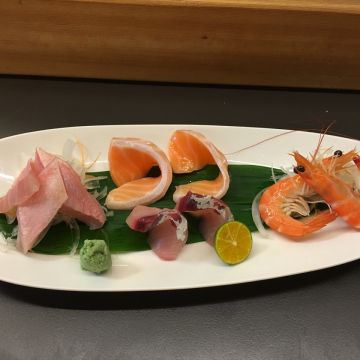 盛琳日式料理店