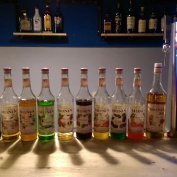 simple plan 咖啡小酒館