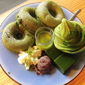 Imperfect coffee & matcha