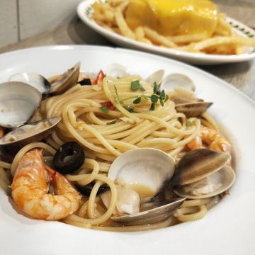 等天光三明治熱濃湯