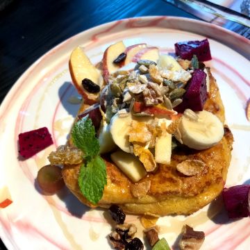 T.F.P 臉紅的相遇 The Frog Prince