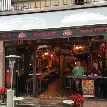 山頂 THE PEAK RESTAURANT CAFÉ