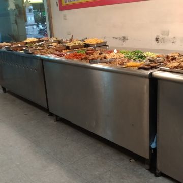 橋頭自助餐
