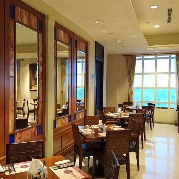 漢來大飯店-海港餐廳