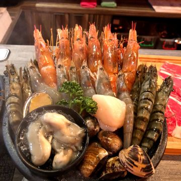 嗑肉石鍋（南屯店）