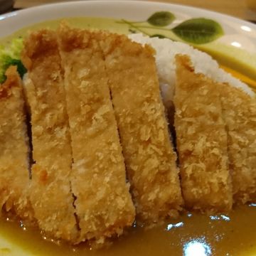 鮮本屋日式丼飯 咖哩專賣