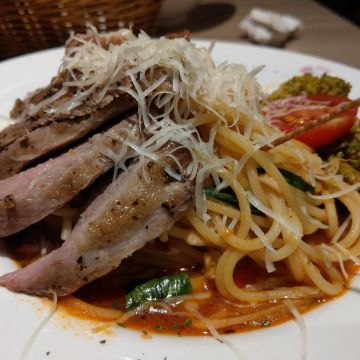 VIVI & FIFI主題餐廳