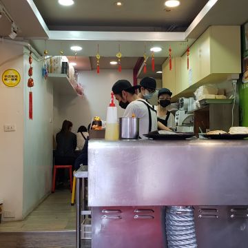 初飽飽鐵板土司 Chu bao bao