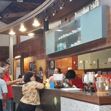 東山鴨頭（汐止店）