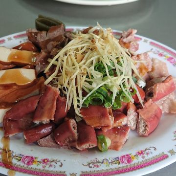 曾家牛肉麵（台南北區店）