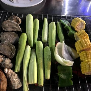 品鮮烤肉吃到飽