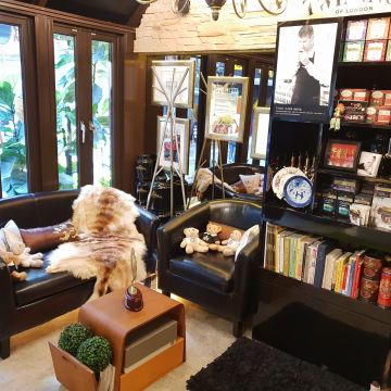 琺蘭綺瑥朵茶餐館 FrenchWindows