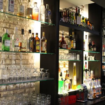 亞馬仕希臘餐廳 Yiamas Greeka Taverna