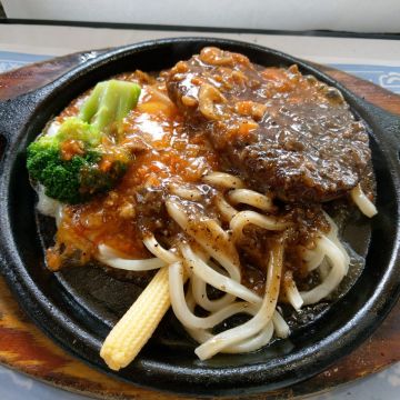 船塢牛排咖啡簡餐