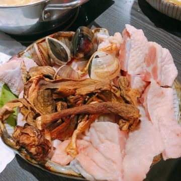 精緻鈺葉涮涮鍋