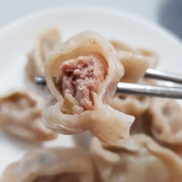 洪廚全麥麵餃飯館