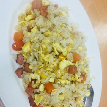 基隆廟口炒飯炒麵