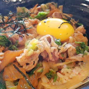 八番職人丼飯專門店