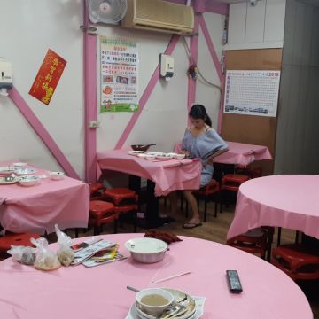 回鄉小吃店