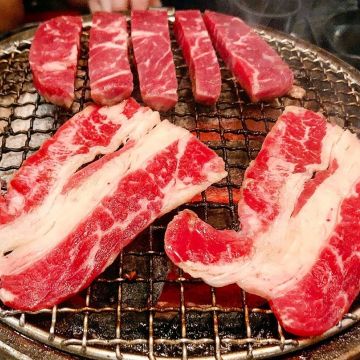 禾岡炭火燒肉