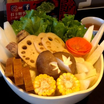 川之宴麻辣火鍋